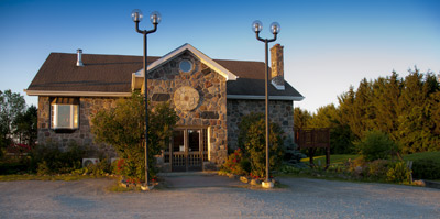 springcreek golf club - first hole and clubhouse